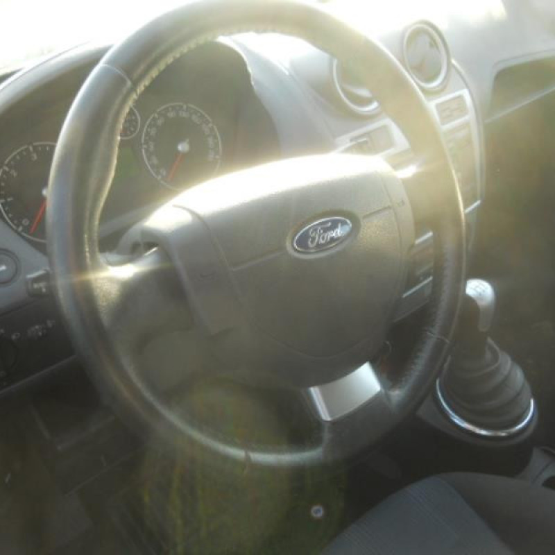 Moteur essuie glace avant FORD FIESTA 5 Photo n°11