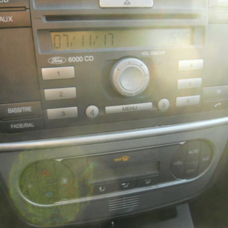 Moteur essuie glace avant FORD FIESTA 5 Photo n°12