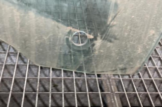 Vitre avant gauche ALFA ROMEO MITO
