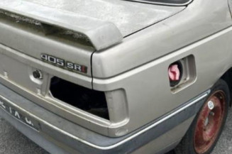 Vitre avant droit PEUGEOT 405