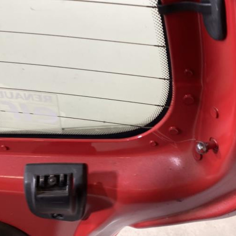 Malle/Hayon arriere RENAULT TWINGO 2 Photo n°11