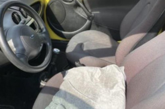 Custode arriere gauche FORD KA 1