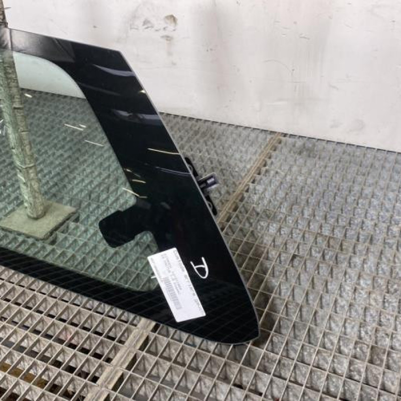Vitre arriere gauche CITROEN C4 CACTUS Photo n°5