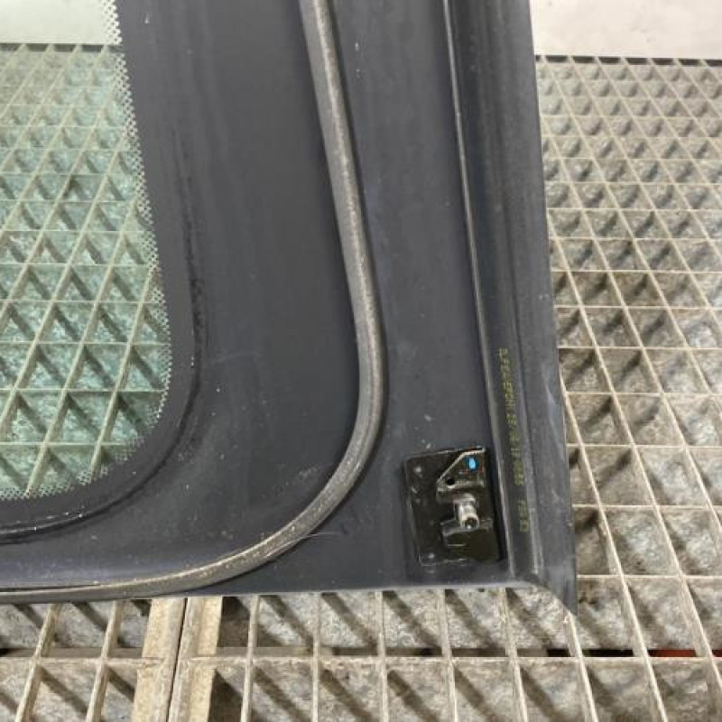 Vitre arriere gauche CITROEN C4 CACTUS Photo n°6