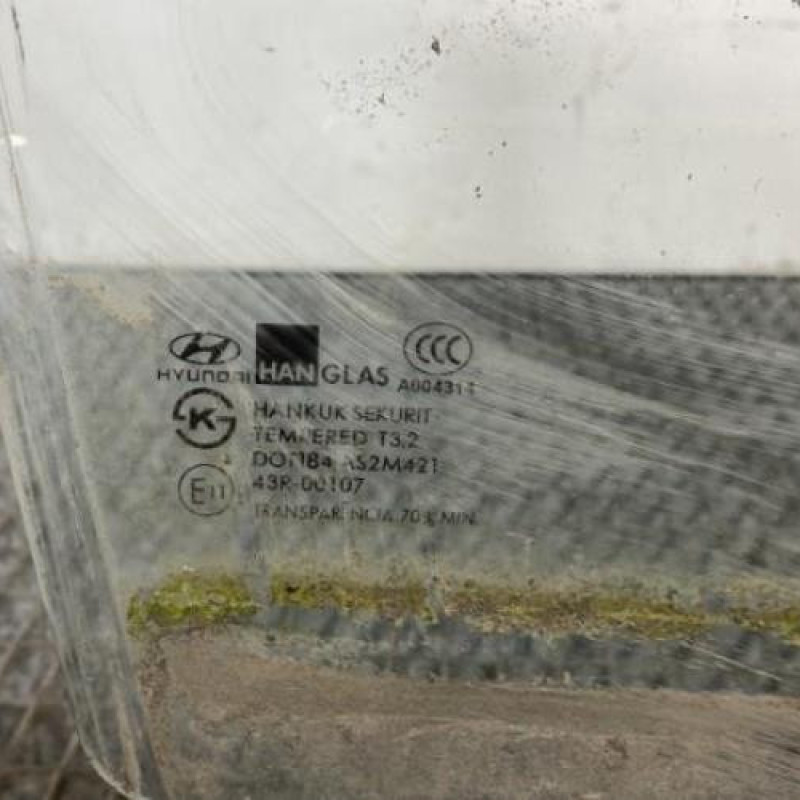 Vitre avant droit HYUNDAI GETZ Photo n°3