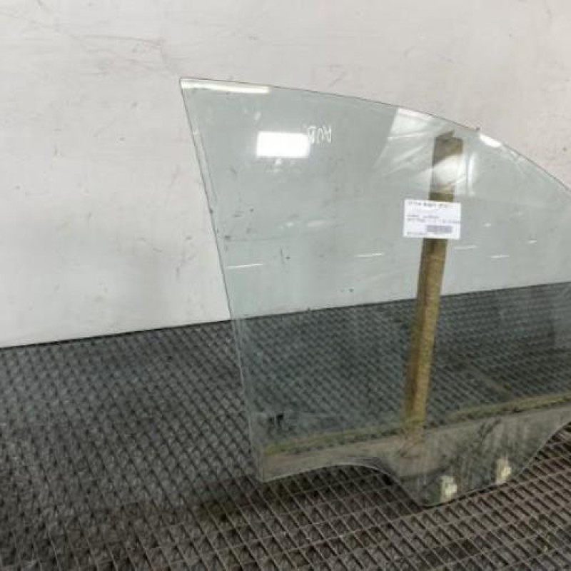 Vitre avant droit HYUNDAI GETZ Photo n°5