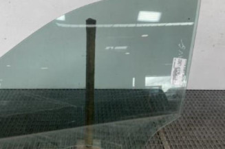 Vitre avant gauche MERCEDES CLASSE M 166 Photo n°1