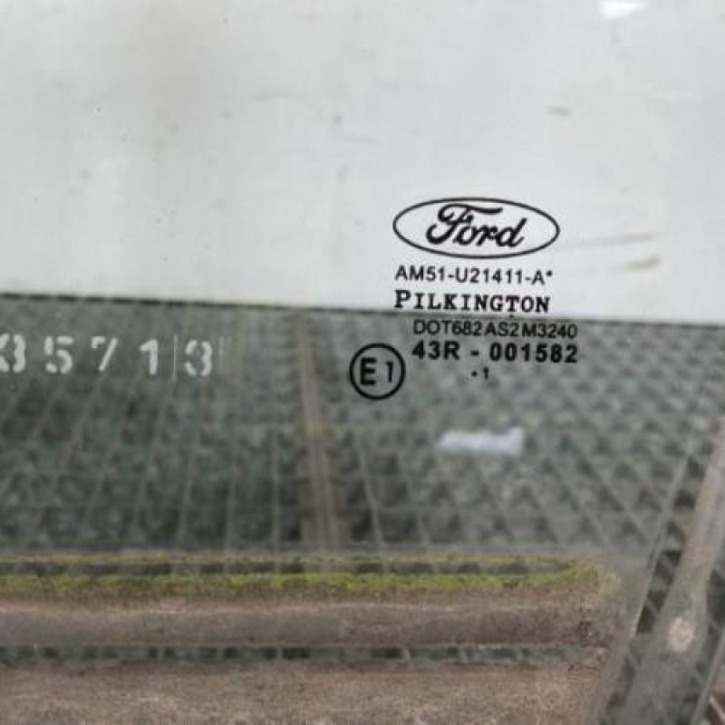 Vitre avant gauche FORD C-MAX 2 Photo n°4