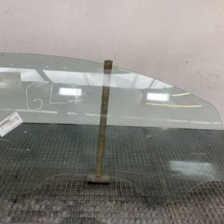 Vitre avant droit OPEL CORSA D Photo n°1