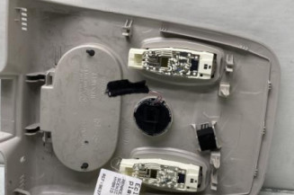 Eclairage de plafonnier RENAULT SCENIC 4
