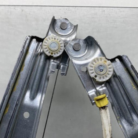 Leve vitre electrique avant droit RENAULT SCENIC 4