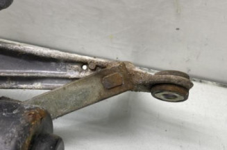 Moteur essuie glace avant RENAULT LAGUNA 1
