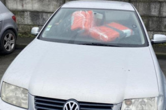 Optique avant principal gauche (feux)(phare) VOLKSWAGEN BORA