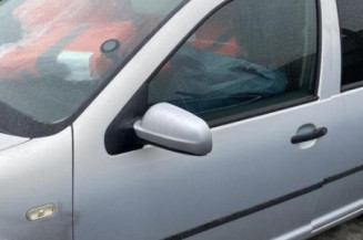 Optique avant principal gauche (feux)(phare) VOLKSWAGEN BORA