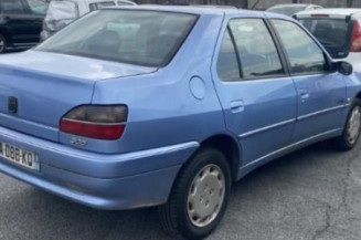 Moteur essuie glace avant PEUGEOT 306