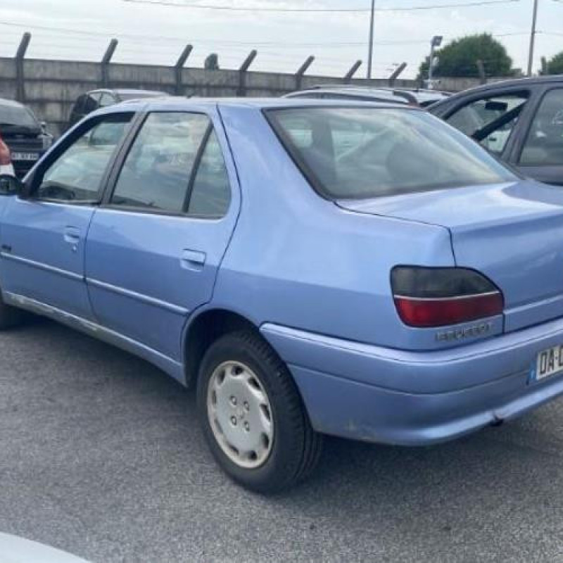 Moteur essuie glace avant PEUGEOT 306 Photo n°11