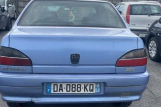 Moteur essuie glace avant PEUGEOT 306