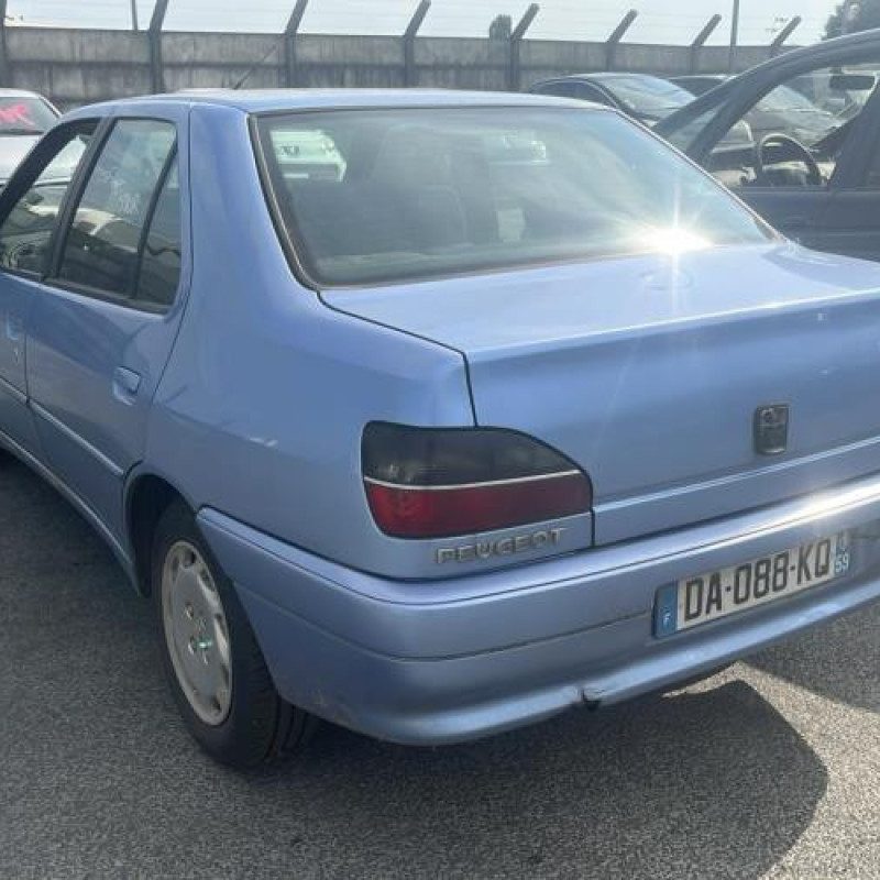 Moteur essuie glace avant PEUGEOT 306 Photo n°20
