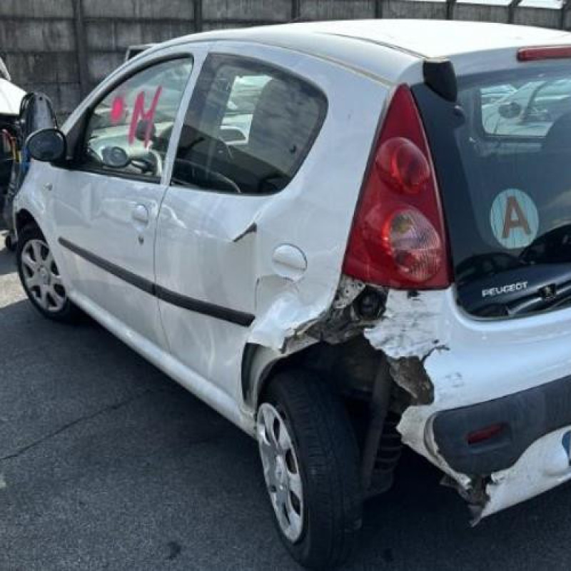 Pretensionneur de ceinture avant gauche PEUGEOT 107 Photo n°8