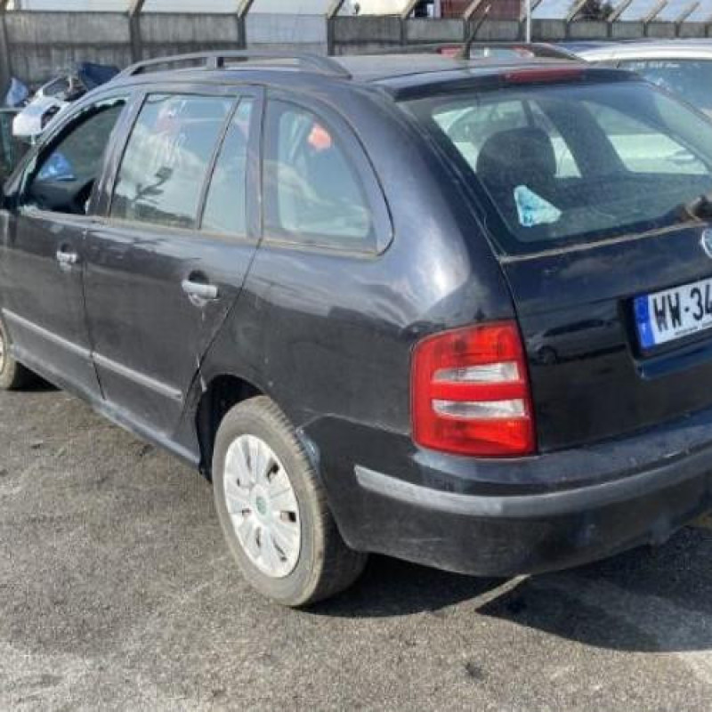 Feu arriere principal droit (feux) SKODA FABIA 1 Photo n°7