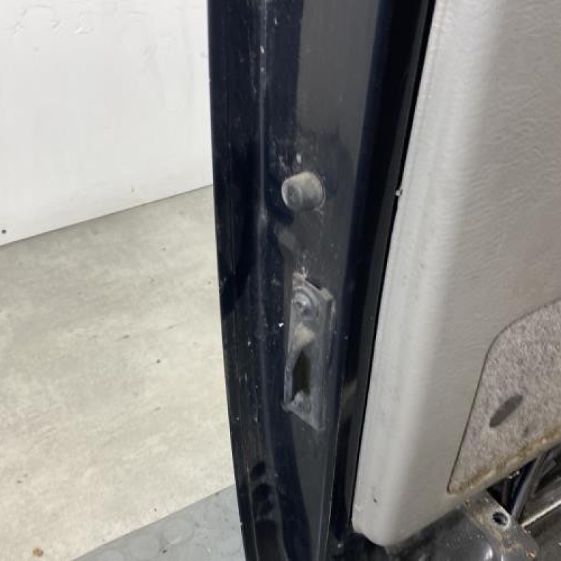 Porte arriere droit CHRYSLER VOYAGER 4 Photo n°8