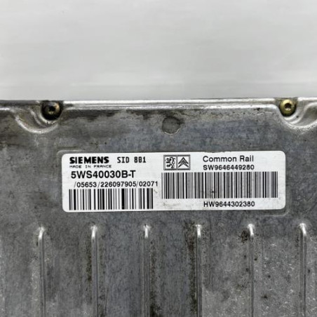 Calculateur moteur PEUGEOT 307