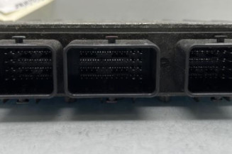 Calculateur moteur PEUGEOT 307