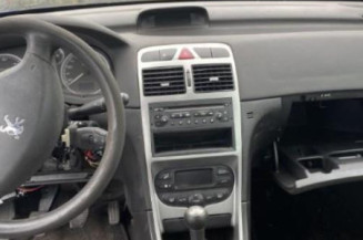 Calculateur moteur PEUGEOT 307