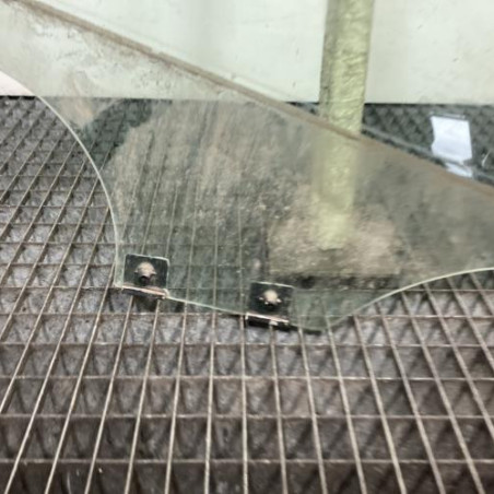 Vitre arriere droit DACIA SANDERO 2