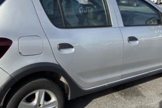 Vitre arriere droit DACIA SANDERO 2