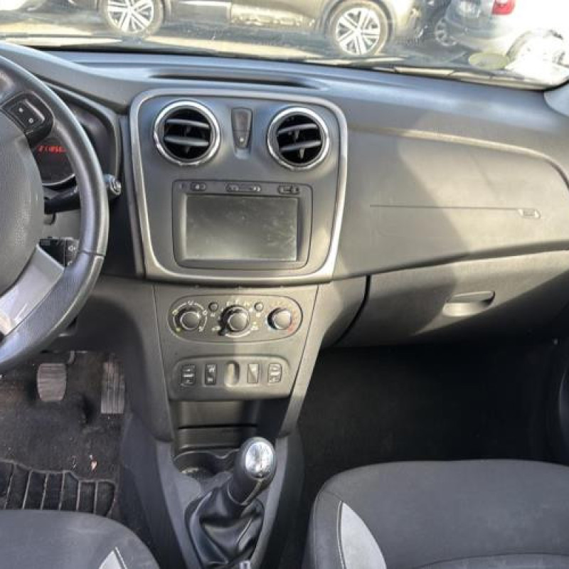 Vitre arriere droit DACIA SANDERO 2 Photo n°17