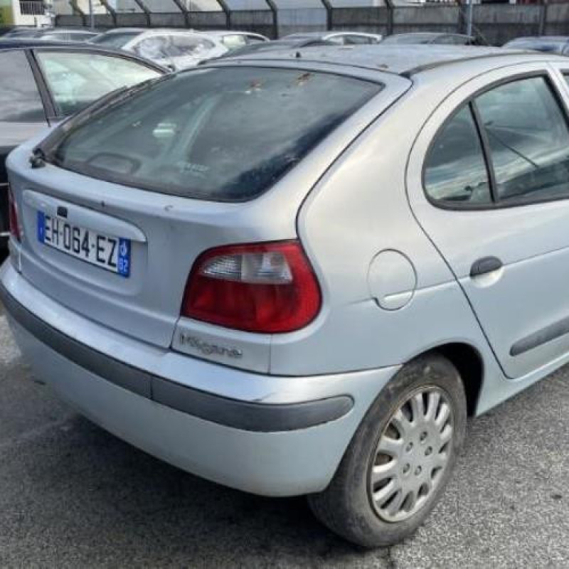 Leve vitre mecanique arriere droit RENAULT MEGANE 1 Photo n°6