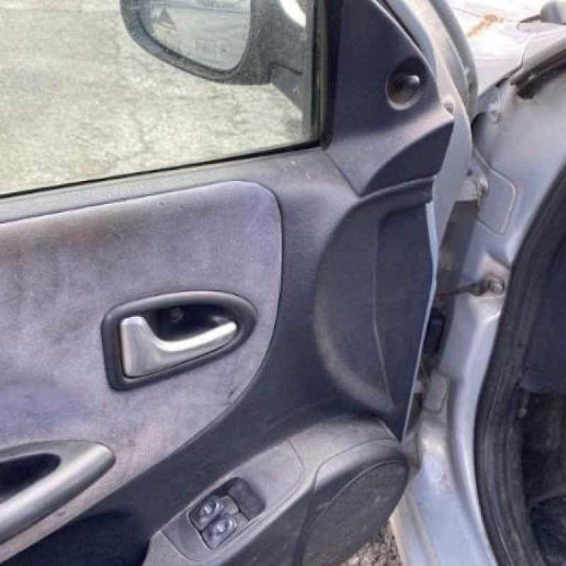 Leve vitre mecanique arriere droit RENAULT MEGANE 1 Photo n°12
