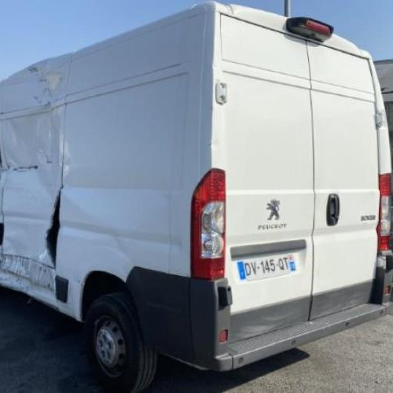 Crosse arriere droit PEUGEOT BOXER 3 Photo n°8