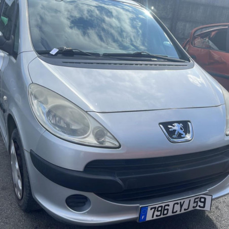 PEUGEOT 1007 1.4 HDI - 8V TURBO Photo n°1