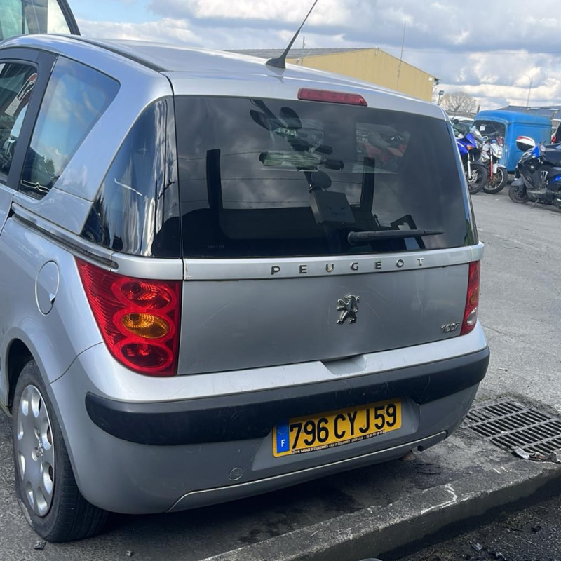 PEUGEOT 1007 1.4 HDI - 8V TURBO Photo n°5