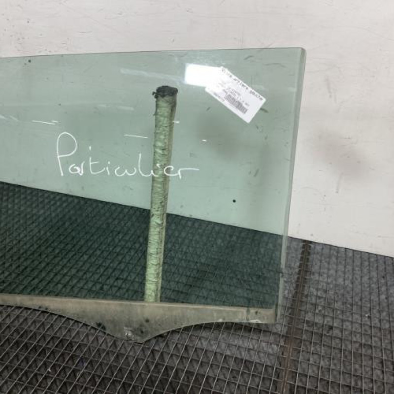 Vitre arriere gauche CITROEN C4 GRAND PICASSO 1 Photo n°4