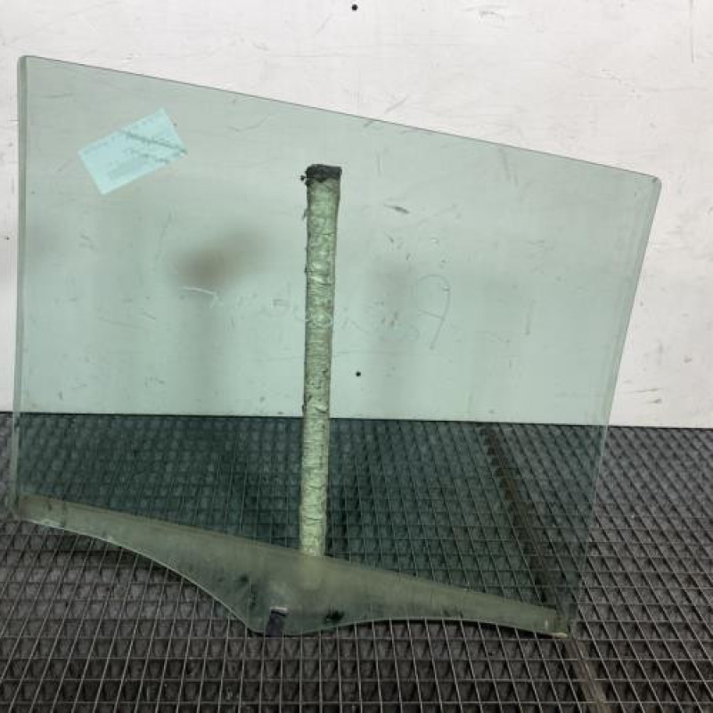 Vitre arriere gauche CITROEN C4 GRAND PICASSO 1 Photo n°5