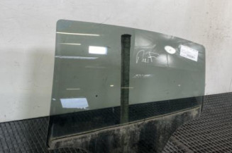 Vitre arriere gauche PEUGEOT 208 1