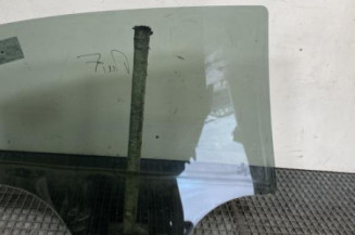 Vitre arriere gauche PEUGEOT 208 1