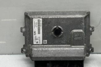 Calculateur moteur PEUGEOT 208 1 Photo n°1