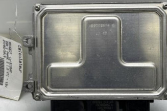 Calculateur moteur PEUGEOT 208 1