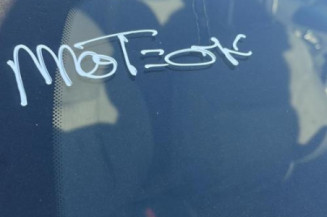 Calculateur moteur PEUGEOT 208 1