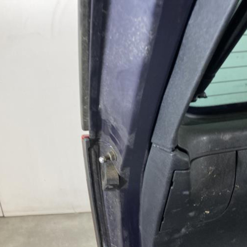 Malle/Hayon arriere CITROEN C4 PICASSO 1 Photo n°9