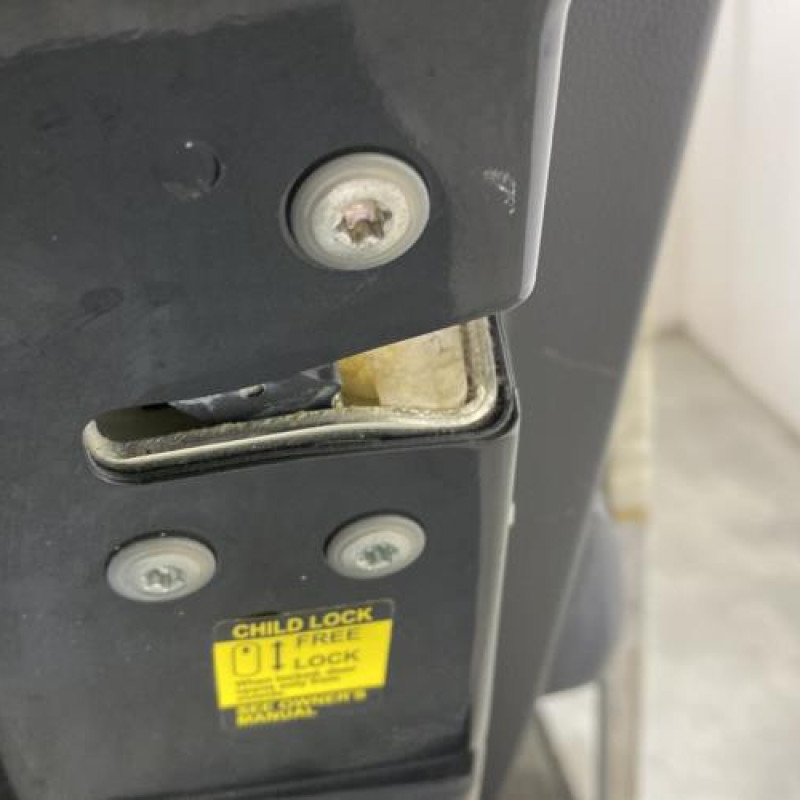 Porte arriere gauche OPEL AGILA B Photo n°3
