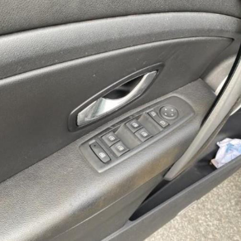 Porte arriere droit RENAULT MEGANE 3 Photo n°16