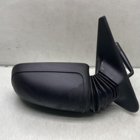 Retroviseur droit PEUGEOT 205