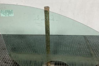 Vitre avant gauche OPEL INSIGNIA 1