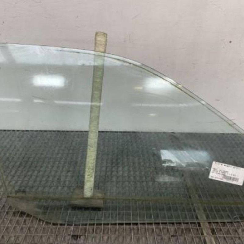 Vitre avant droit SEAT IBIZA 2 Photo n°1
