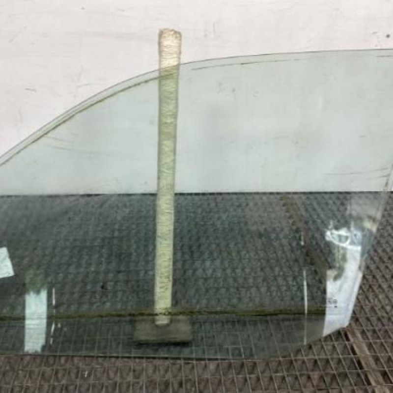Vitre avant droit SEAT IBIZA 2 Photo n°5